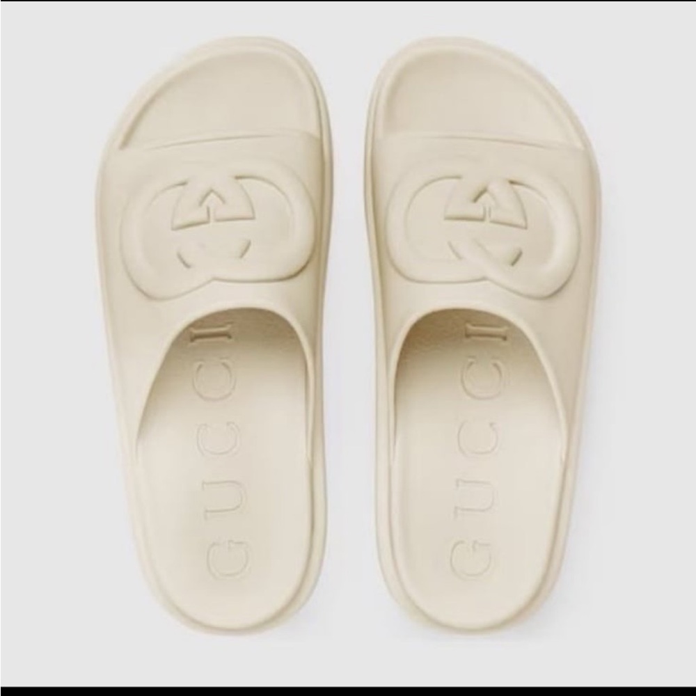 Gucci Off-White Interlocking G Rubber Slides
